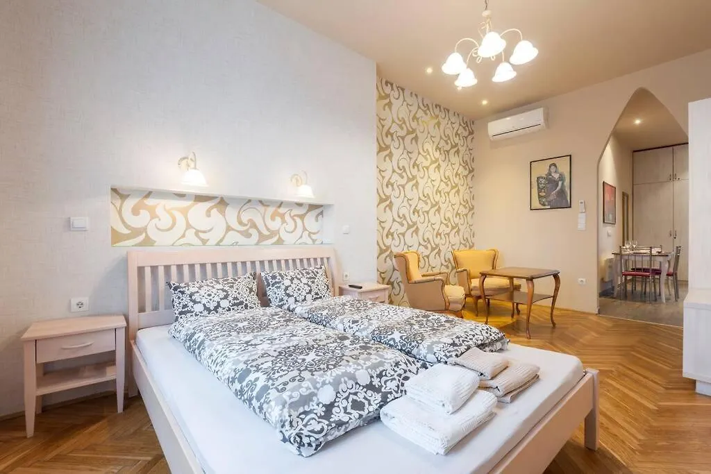Standard Apartment By Hi5 - Rumbach - Synagogue Budapest Ungheria
