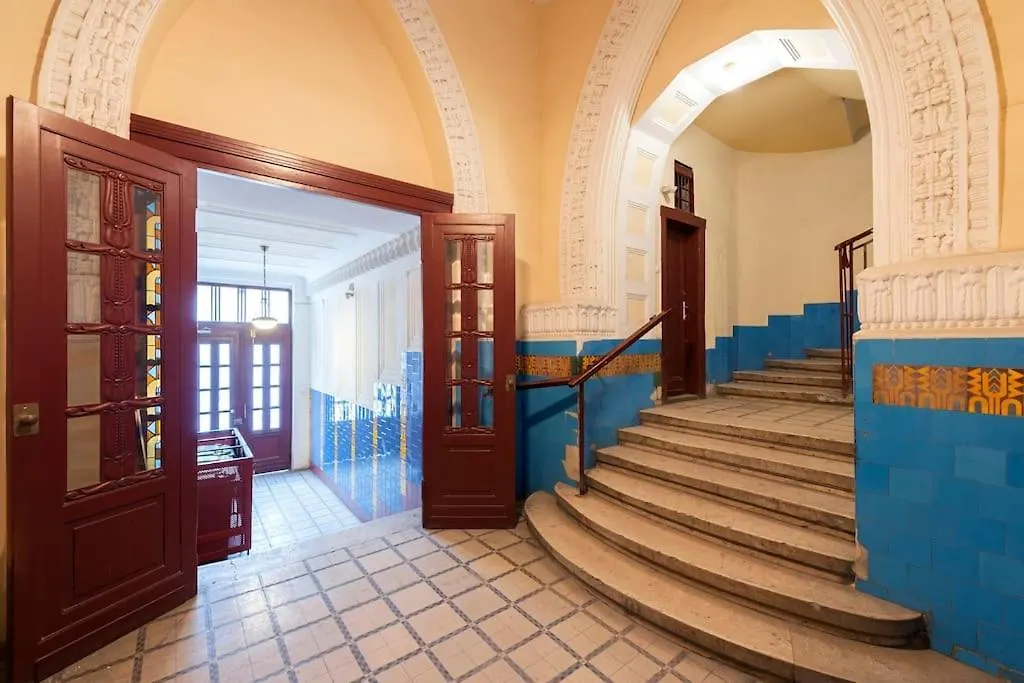 Standard Apartment By Hi5 - Rumbach - Synagogue Budapest 0*,  Ungheria