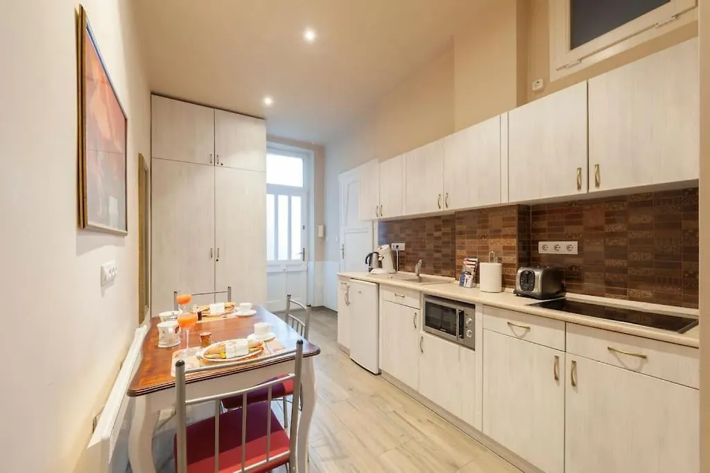 Standard Apartment By Hi5 - Rumbach - Synagogue Budapest