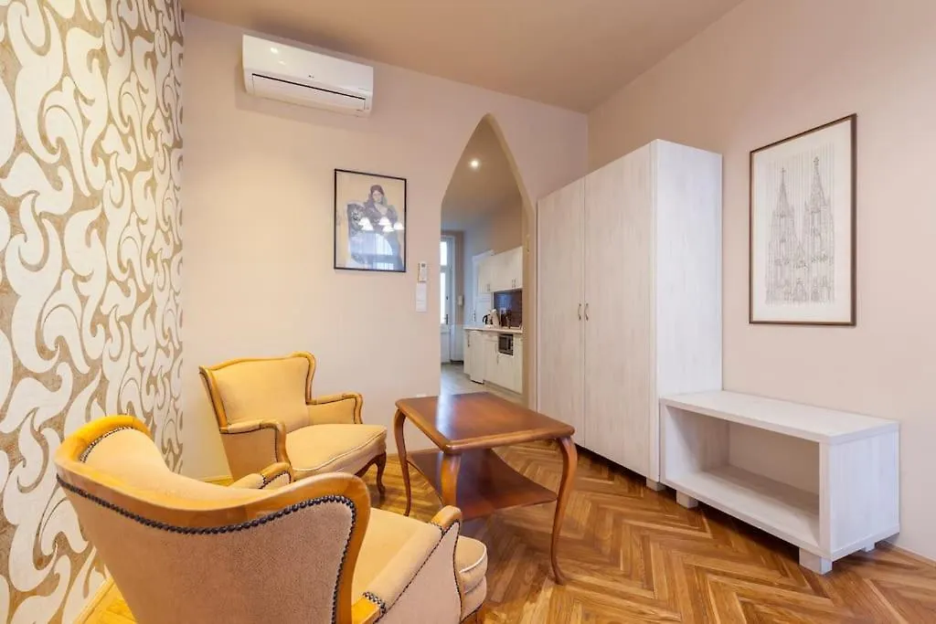 Standard Apartment By Hi5 - Rumbach - Synagogue Budapest Ungheria