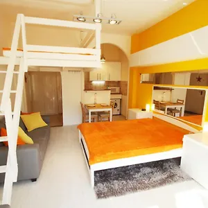  Apartamento Sunny In Party District- Balcony- Ac